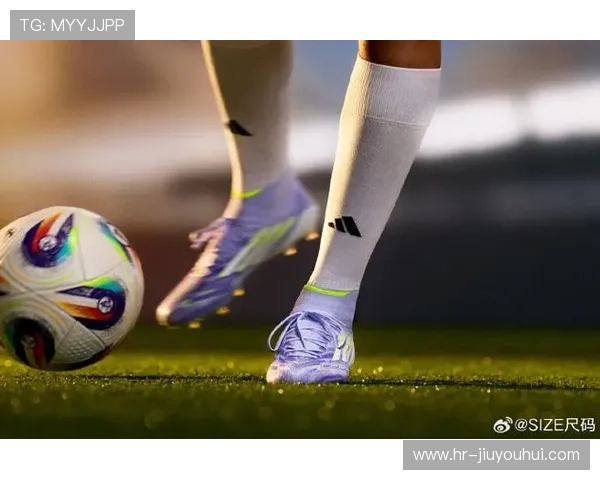 穿着盗版足球鞋在绿茵场上追逐梦想却面临真实与信念的较量